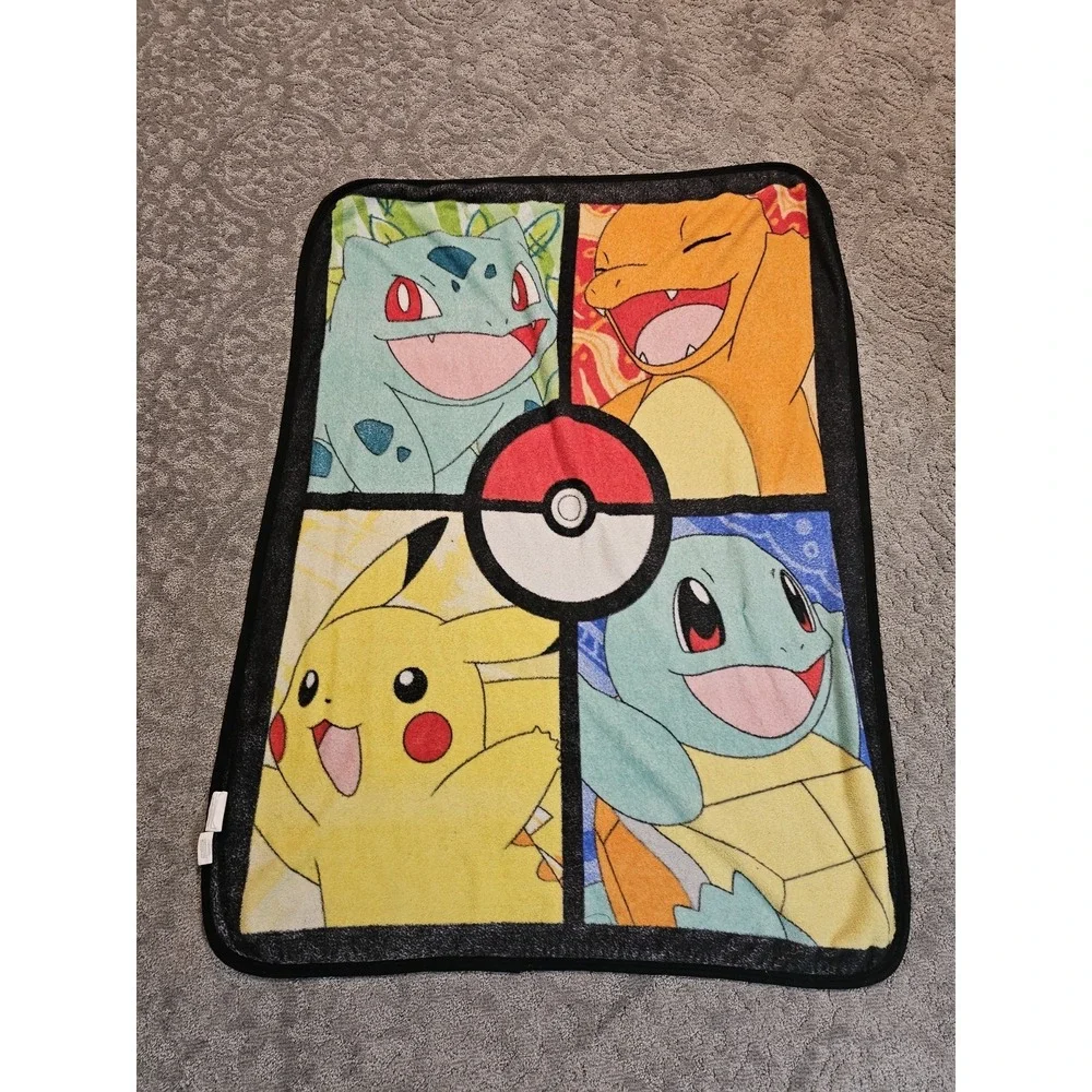 Pokemon Fleece Throw‎ Blanket Pikachu Charmander Squirtle Bulbasaur 44x56